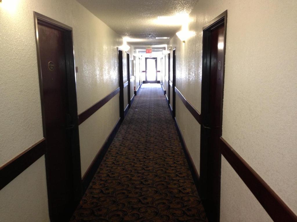 Brentwood Inn & Suites Hobbs Exteriör bild
