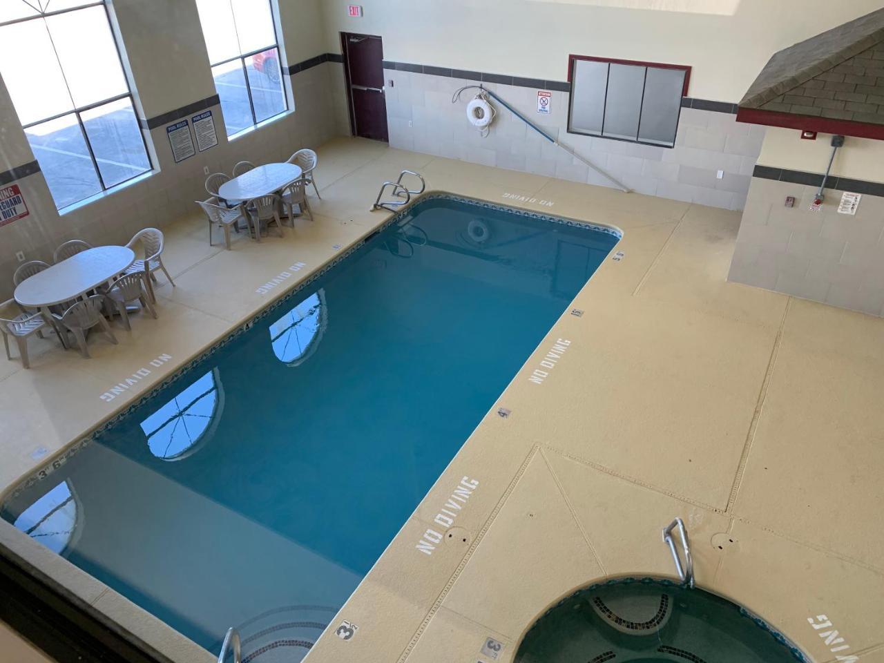 Brentwood Inn & Suites Hobbs Exteriör bild